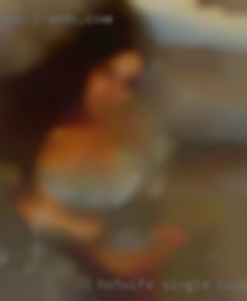 Hotwife single couple looking for girl bull.