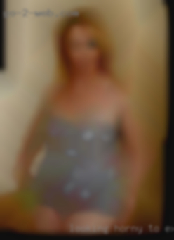 Looking horny to explore, play women and have fun!